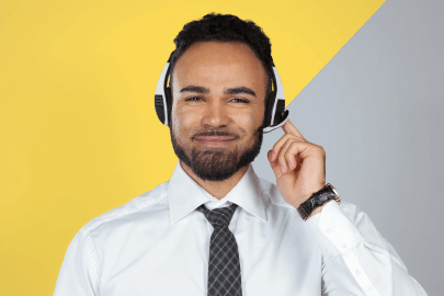 Equipo de atención al cliente de ElectroNow